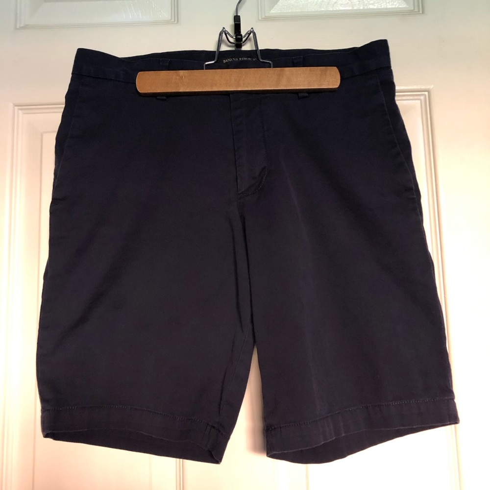 Banana Republic 9” Slim Stretch-Cotton Short